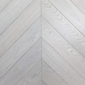 фото Инженерная доска Wood Bee Французская ёлка Ясень Мунлайт